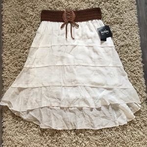 White Hi-Low Skirt 💕